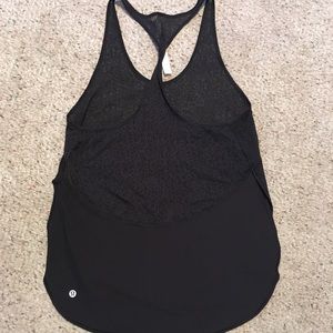 Lululemon Twist and Train Tank